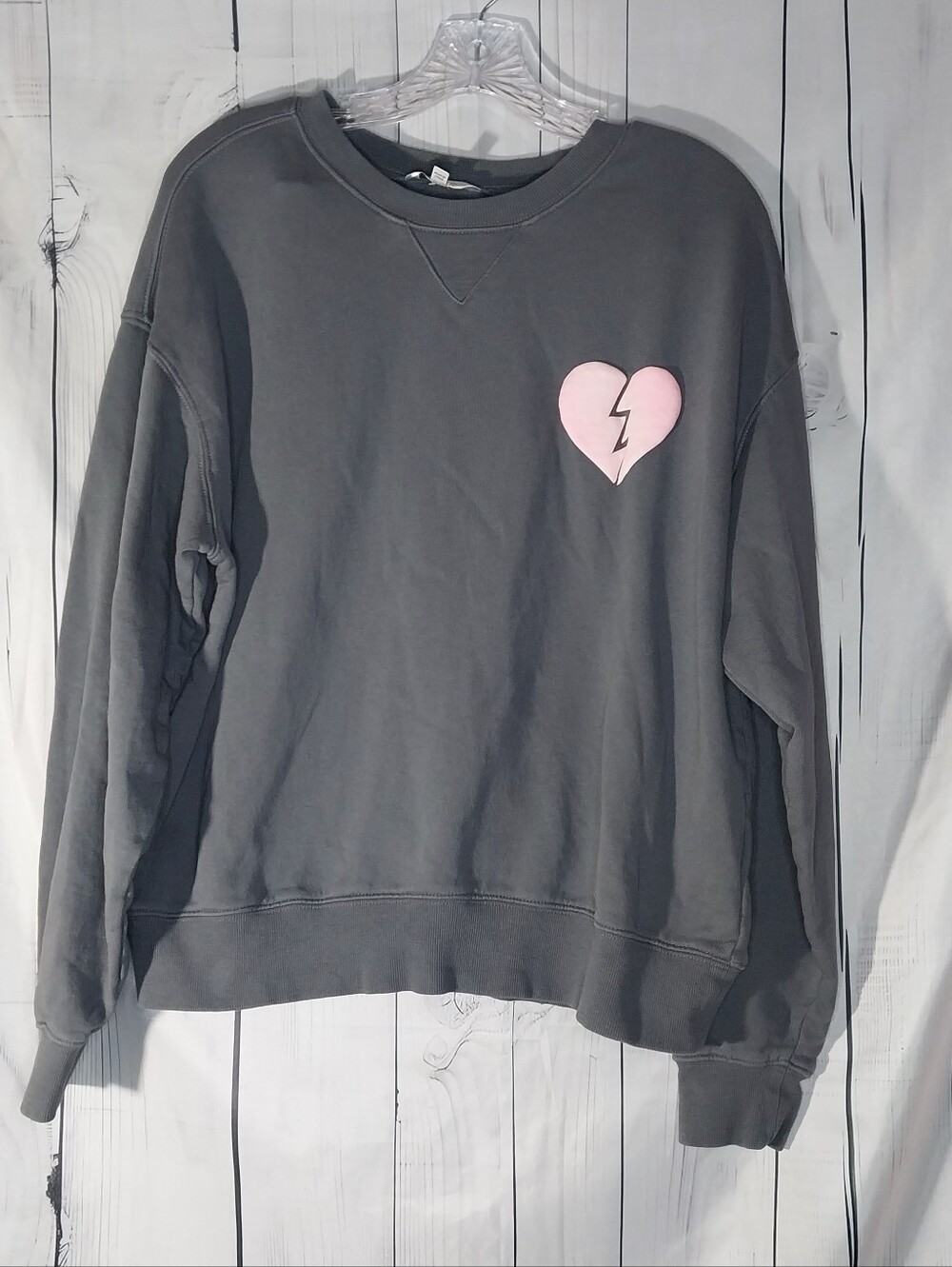 Wildfox “ I Wish It Was Saturday” Gray Broken Heart Y2K Alt Sweatshirt
